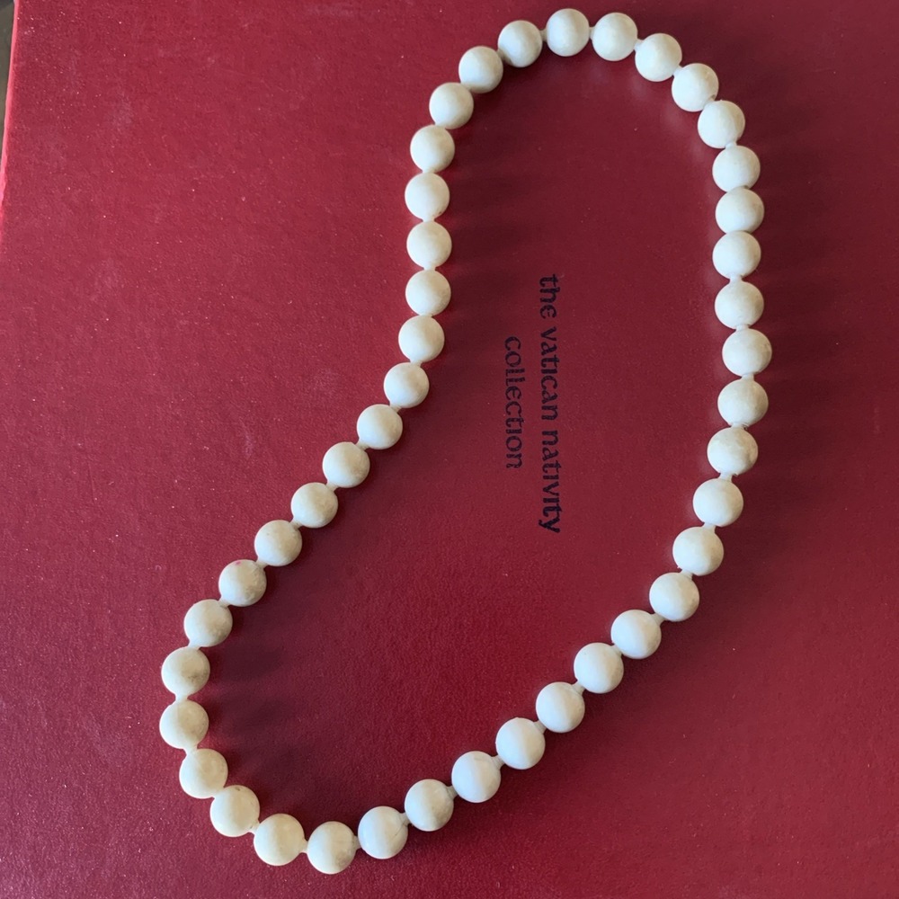 Vintage Beige Cream 1960s 8.5" Pop It‎ Bead Necklace MCM Fun Retro Plastic